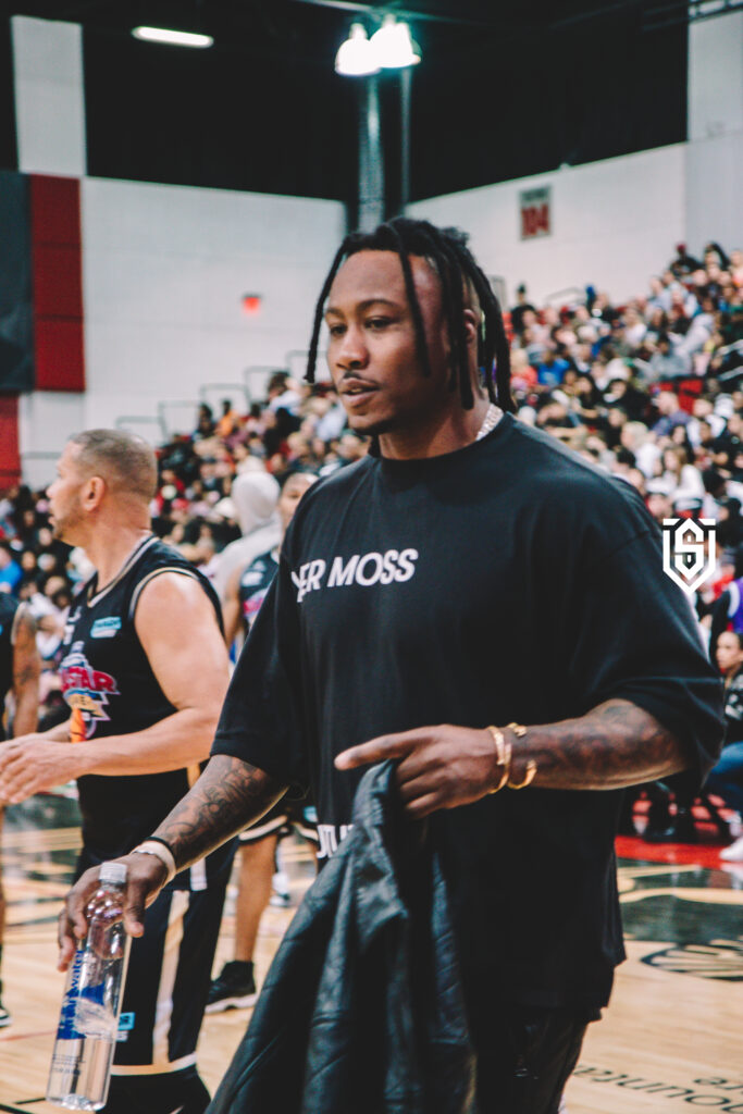 
SPORTS
 
 
'Biggest celebrity basketball game' charity event to be held at Thomas & Mack Center. Las Vegas Sports news, Vega sports teams, Maxx Crosby, Vegas Sports Today, Vegas news, It's Me Brands, Vegas odds, 