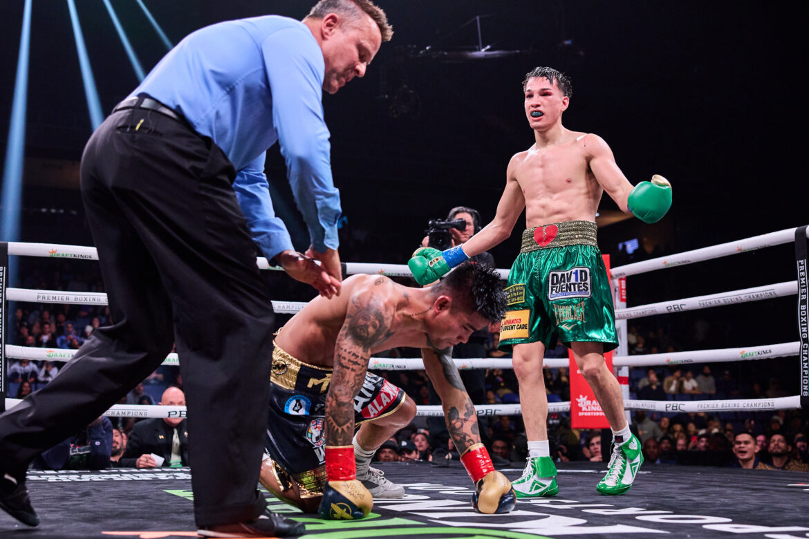 Brandon Figueroa captures vacant Interim WBC Featherweight title with UD over Mark Magsayo