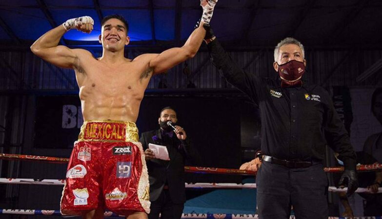 Mexico’s Angel Beltran (15-1, 9 KOs) will look to upset local favorite Louie Lopez (13-1-1, 4 KOs) of Corona, California.
