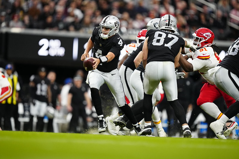 Photos: Gameday – Kansas City Chiefs vs. Las Vegas Raiders – Week 12