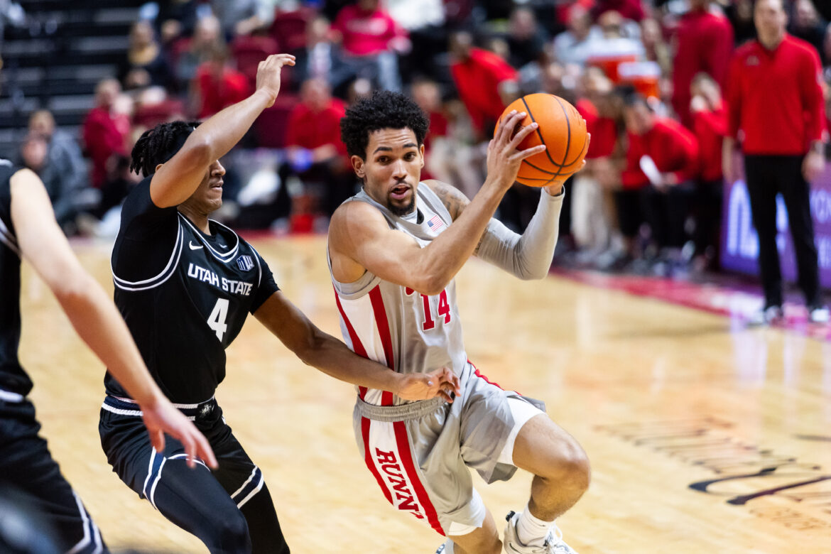 Runnin Rebels pull of huge upset against #22 Utah State Aggies