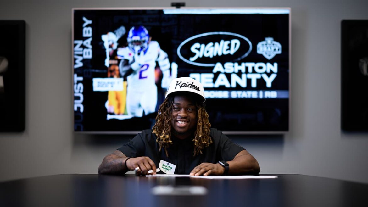 Raiders Sign First-Round Pick RB Ashton Jeanty