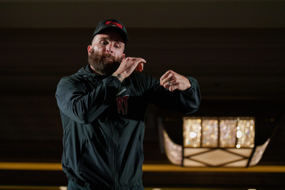 Photos: Plant vs. Resendiza open workout