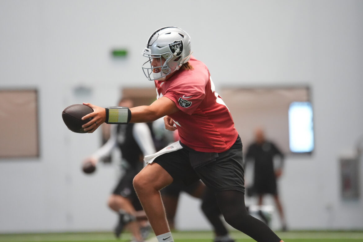 Photos: Raiders Practice Ahead of Final Preseason Matchup vs. 49ers