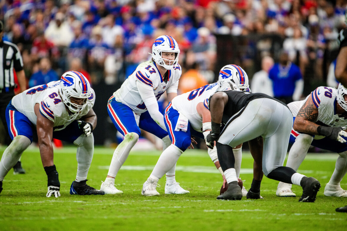 Bills defeat Raiders 33-30 as Las Vegas falls to .500