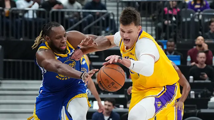 Warriors beat Lakers 101-89 as Las Vegas shines as an NBA destination